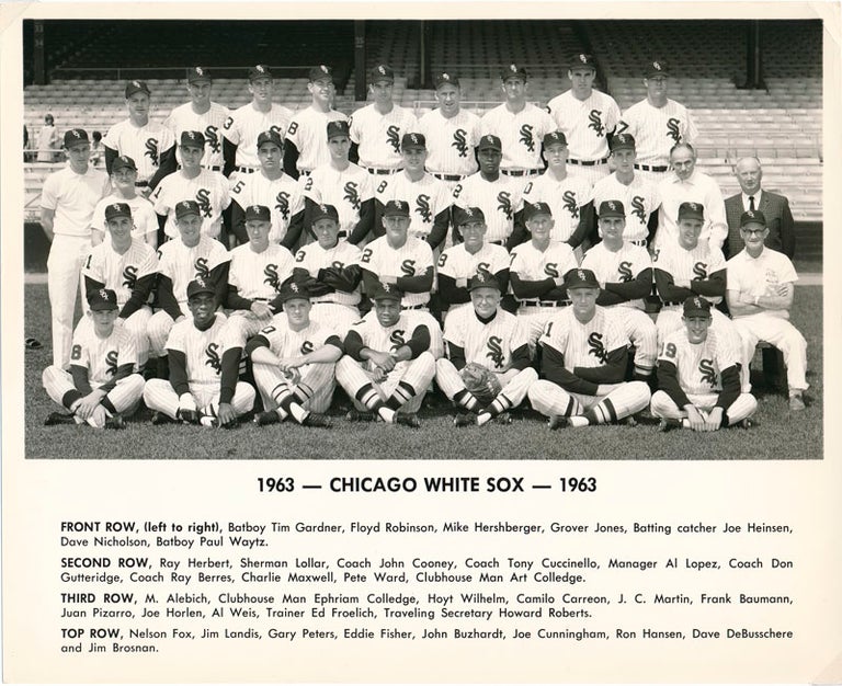 Item #47887 Twenty-One (21) Signatures / Unsigned Photograph. CHICAGO WHITE SOX -- 1963 TEAM.